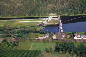 Vue aérienne de Niederhausen dans le département Rhénanie-Palatinat, Allemagne