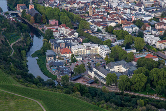 Vue aérienne de Kurhaus et Hôtel Fürstenhof à Bad Kreuznach dans le département Rhénanie-Palatinat, Allemagne