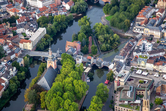 Vue aérienne de Vieux pont de la Nahe - Maisons-ponts à Bad Kreuznach dans le département Rhénanie-Palatinat, Allemagne