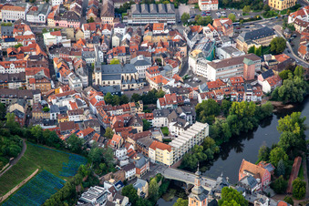 Vue aérienne de Nouveau pont de la Nahe à Bad Kreuznach dans le département Rhénanie-Palatinat, Allemagne
