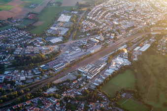 Vue aérienne de Zone industrielle Am Güterbahnhof, Bruckenfeldstraße Rinkinger Straße à Bretten dans le département Bade-Wurtemberg, Allemagne