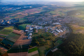 Vue aérienne de Du sud à Knittlingen dans le département Bade-Wurtemberg, Allemagne