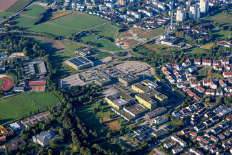 Vue aérienne de Cliniques Rems-Murr et AWO Kinderhaus Zipfelbach à Winnenden dans le département Bade-Wurtemberg, Allemagne