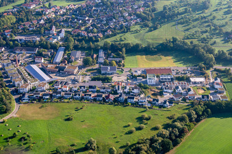 Vue aérienne de Dur à le quartier Unterweissach in Weissach im Tal dans le département Bade-Wurtemberg, Allemagne
