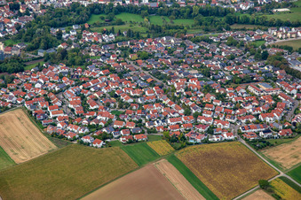 Vue aérienne de Quartier Schluchtern in Leingarten dans le département Bade-Wurtemberg, Allemagne