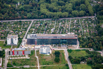 Vue aérienne de Nouveau bâtiment dans le parc technologique Karlsruhe à le quartier Rintheim in Karlsruhe dans le département Bade-Wurtemberg, Allemagne