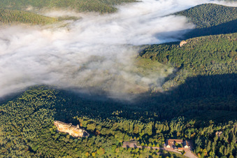 Enregistrement par drone de Château Fort de Fleckenstein à Lembach dans le département Bas Rhin, France