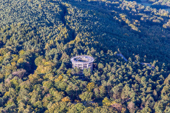Promenade des Cîmes en Alsace à Cleebourg dans le département Bas Rhin, France vue du ciel