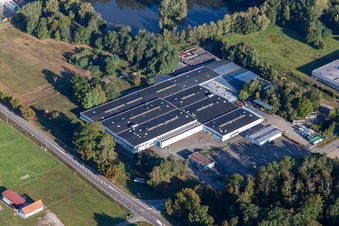 Vue aérienne de Musée Conservatoire des Transports / Autocars Anciens de à le quartier Altenstadt in Wissembourg dans le département Bas Rhin, France