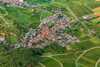 Quartier Gleishorbach in Gleiszellen-Gleishorbach dans le département Rhénanie-Palatinat, Allemagne d'un drone