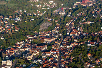 Niederbronn-les-Bains dans le département Bas Rhin, France d'en haut