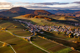Vue aérienne de Du sud-est à le quartier Arzheim in Landau in der Pfalz dans le département Rhénanie-Palatinat, Allemagne