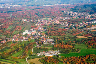 Vue aérienne de Du sud à le quartier Mösbach in Achern dans le département Bade-Wurtemberg, Allemagne