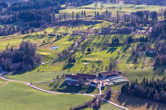 Vue aérienne de Tölzer Golf Club eV à le quartier Oberfischbach in Wackersberg dans le département Bavière, Allemagne