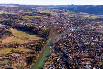 Vue aérienne de Isar à Bad Tölz dans le département Bavière, Allemagne