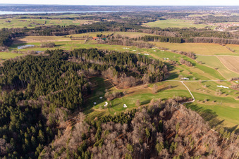 Vue aérienne de Club de golf de Berkramerhof à le quartier Dorfen in Icking dans le département Bavière, Allemagne