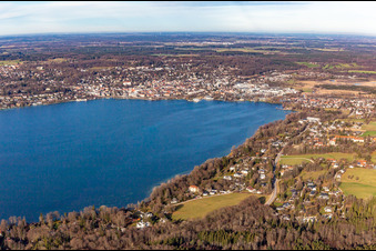 Vue aérienne de Du sud-est à le quartier Percha in Starnberg dans le département Bavière, Allemagne