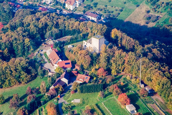 Vue aérienne de Structure de la tour d'observation à le quartier Matzenhöfe in Lauf dans le département Bade-Wurtemberg, Allemagne