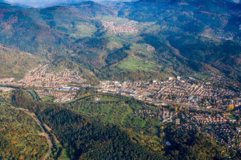 Vue aérienne de De l'ouest à le quartier Hörden in Gaggenau dans le département Bade-Wurtemberg, Allemagne