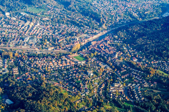 Vue aérienne de Ville sur la Murg à Gernsbach dans le département Bade-Wurtemberg, Allemagne