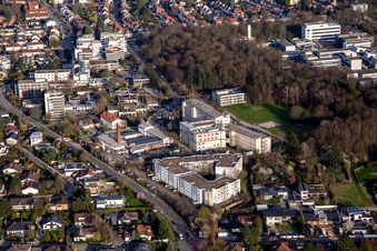 Vue aérienne de Landau-Südliche Weinstraße Hospital GmbH depuis l'ouest à Landau in der Pfalz dans le département Rhénanie-Palatinat, Allemagne