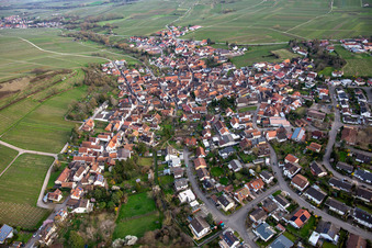 Vue aérienne de Du nord à Ilbesheim bei Landau dans le département Rhénanie-Palatinat, Allemagne