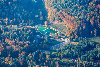 Vue aérienne de Waldseebad à Gaggenau dans le département Bade-Wurtemberg, Allemagne