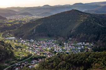 Vue aérienne de De l'est à Lug dans le département Rhénanie-Palatinat, Allemagne