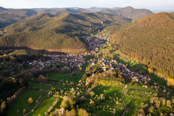 Vue aérienne de Du sud-ouest à Spirkelbach dans le département Rhénanie-Palatinat, Allemagne