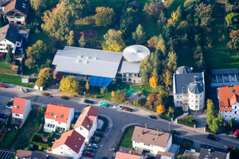 Vue aérienne de École maternelle catholique Völkersbach à le quartier Völkersbach in Malsch dans le département Bade-Wurtemberg, Allemagne