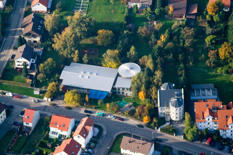 Vue aérienne de École maternelle catholique Völkersbach à le quartier Völkersbach in Malsch dans le département Bade-Wurtemberg, Allemagne
