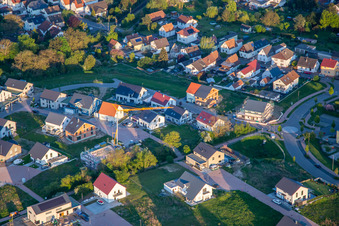 Vue aérienne de Chemin des lilas et des roses à Kandel dans le département Rhénanie-Palatinat, Allemagne