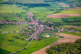 Vue aérienne de Ormersviller dans le département Moselle, France