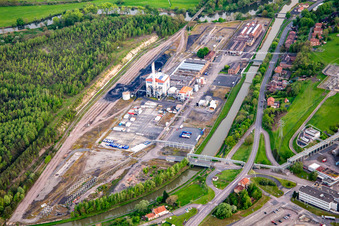 Vue aérienne de Zone industrielle de la rue Ernest Solvay à Willerwald dans le département Moselle, France