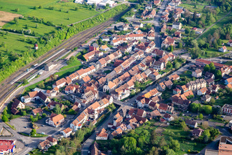 Vue aérienne de Diemeringen dans le département Bas Rhin, France
