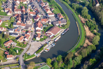 Vue aérienne de Plage de Witring à Wittring dans le département Moselle, France