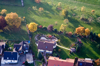 Vue aérienne de Feldstr à le quartier Schluttenbach in Ettlingen dans le département Bade-Wurtemberg, Allemagne
