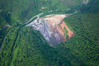 Vue oblique de Granit du Palatinat à Waldhambach dans le département Rhénanie-Palatinat, Allemagne