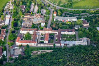 Clinique du Palatinat à Landeck à Klingenmünster dans le département Rhénanie-Palatinat, Allemagne vue du ciel