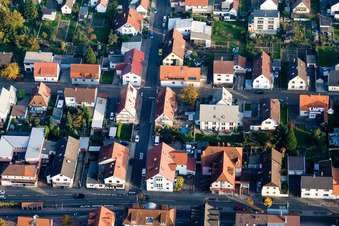 Vue aérienne de Karlsruher Straße x Bürgerstr à le quartier Forchheim in Rheinstetten dans le département Bade-Wurtemberg, Allemagne