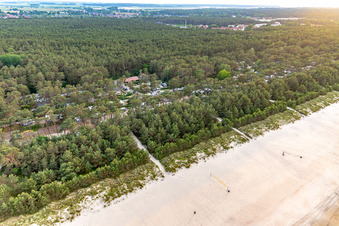 Vue aérienne de Camp de dunes Karlshagen à Karlshagen dans le département Mecklembourg-Poméranie occidentale, Allemagne