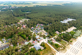 Vue aérienne de Plage de la mer Baltique Trassenheide à Trassenheide dans le département Mecklembourg-Poméranie occidentale, Allemagne