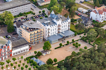 Vue aérienne de Hôtel Usedom Palace à Zinnowitz dans le département Mecklembourg-Poméranie occidentale, Allemagne