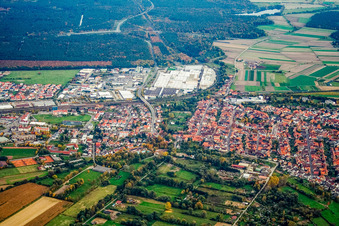 SEW-EURODRIVE GmbH & Co KG – Usine de fabrication et SCC Mécanique/Mécatronique à le quartier Graben in Graben-Neudorf dans le département Bade-Wurtemberg, Allemagne depuis l'avion