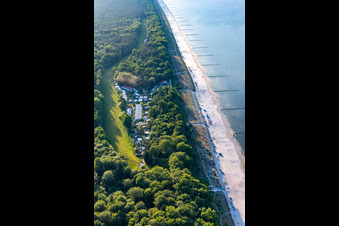 Photographie aérienne de Camp de vacances "Am Ostseestrand" Meyer John-Petrik à Ückeritz dans le département Mecklembourg-Poméranie occidentale, Allemagne