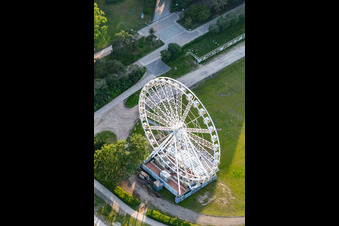 Vue aérienne de Grande roue Heringsdorf à Heringsdorf dans le département Mecklembourg-Poméranie occidentale, Allemagne