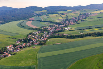 Vue aérienne de Quartier Bertsdorf in Bertsdorf-Hörnitz dans le département Saxe, Allemagne