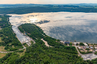 Vue aérienne de Marina Hagenwerder sur le lac Berzdorf à le quartier Hagenwerder in Görlitz dans le département Saxe, Allemagne