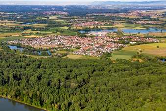 Vue aérienne de Du nord-est à Leimersheim dans le département Rhénanie-Palatinat, Allemagne