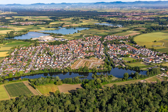 Vue oblique de Leimersheim dans le département Rhénanie-Palatinat, Allemagne